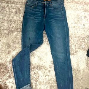 The Charlie, Joe’s, skinny jeans, size 29